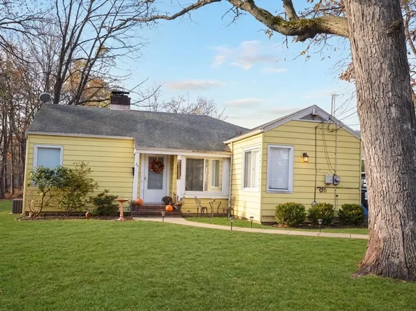 28 Stagaard Pl, Fanwood, NJ 07023