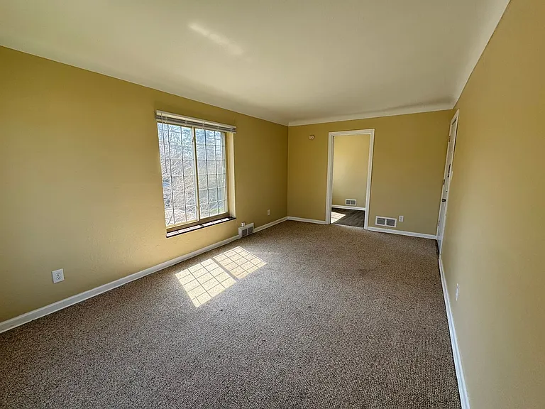 3801 Torrance Dr — Photo 3