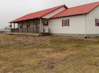 1103 Silver Saddle Dr, Farmington, MO 63640