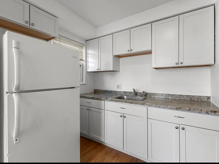 3511 Monroe St — Photo 18