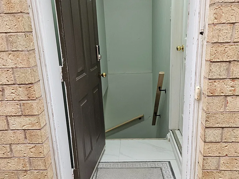 1796 Silver Maple Dr #LOWER — Photo 10