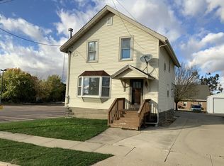 321 Grant St, Sycamore, IL 60178