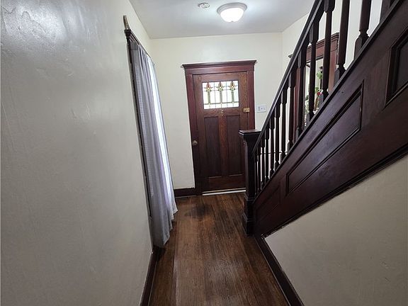5th image of 111 N Bellinger St
