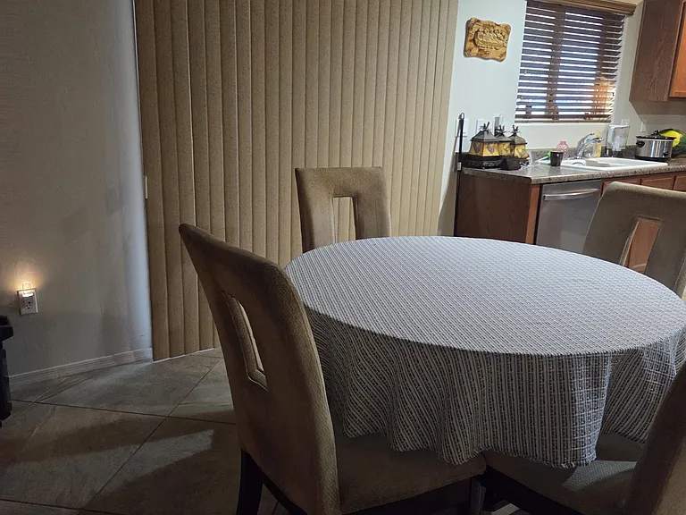 512 W Camino Parrilla — Photo 8