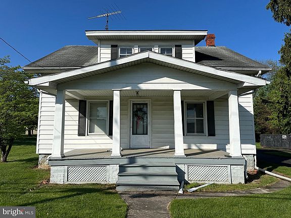 3rd image of 13024 Salem Ave