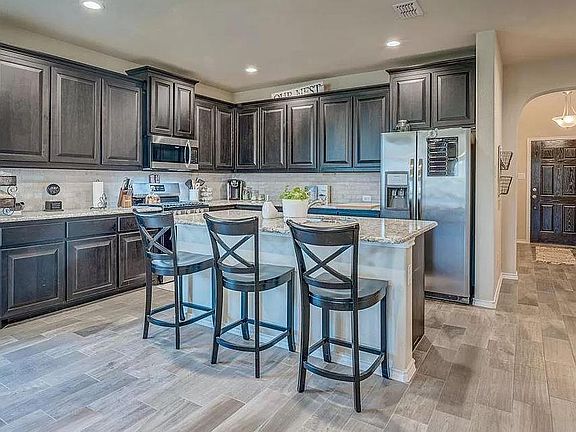 3rd image of 1817 Quail Ln