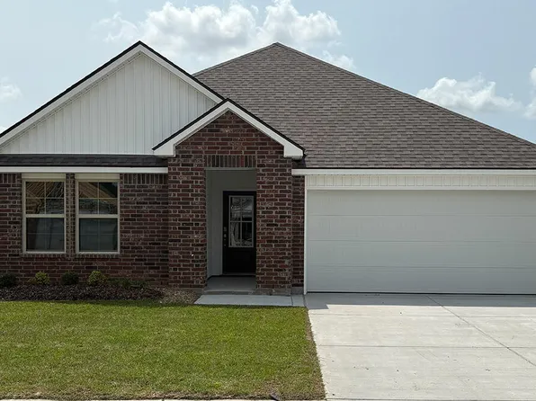 110 Lake Oak Dr, Lafayette, LA 70507