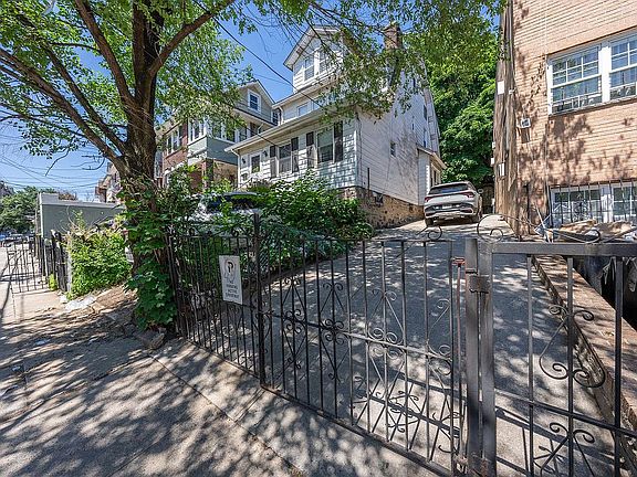 2nd image of 1901 Harrison Ave #Dev
