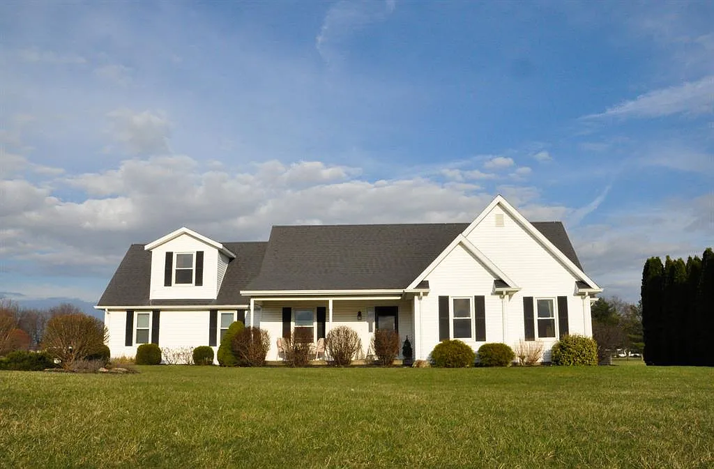 6089 Sarah Leigh Ave photo 1