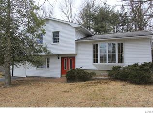 266 Ravencrest Rd, Yorktown Heights, NY 10598