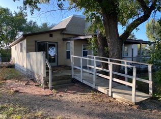123 4th Ave, Cathay, ND 58422