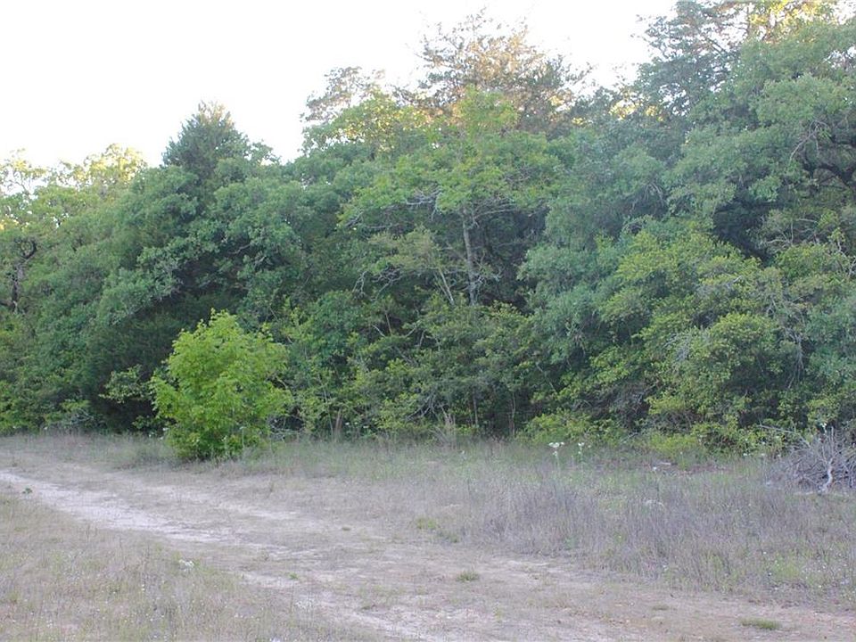 2nd image of 1402 County Road B