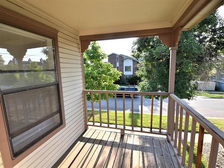 2156 Grove St — Photo 8