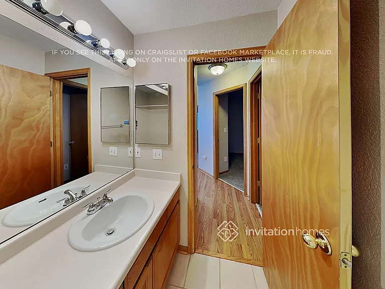 8736 Greengrass Way — Photo 16