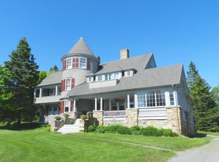 127 W Oval, WINTER HARBOR, ME 04693