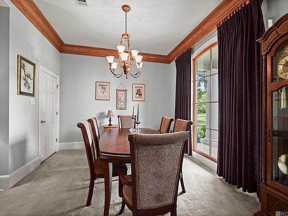 3rd image of 1532 Plantation Oak Dr