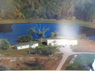 704 Myna Rd, Louisville, IL 62858