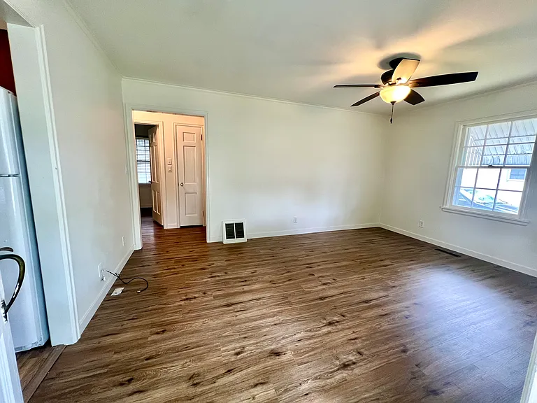 126 Minnesota St — Photo 10