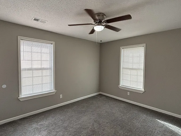 1272 Semmes St — Photo 14