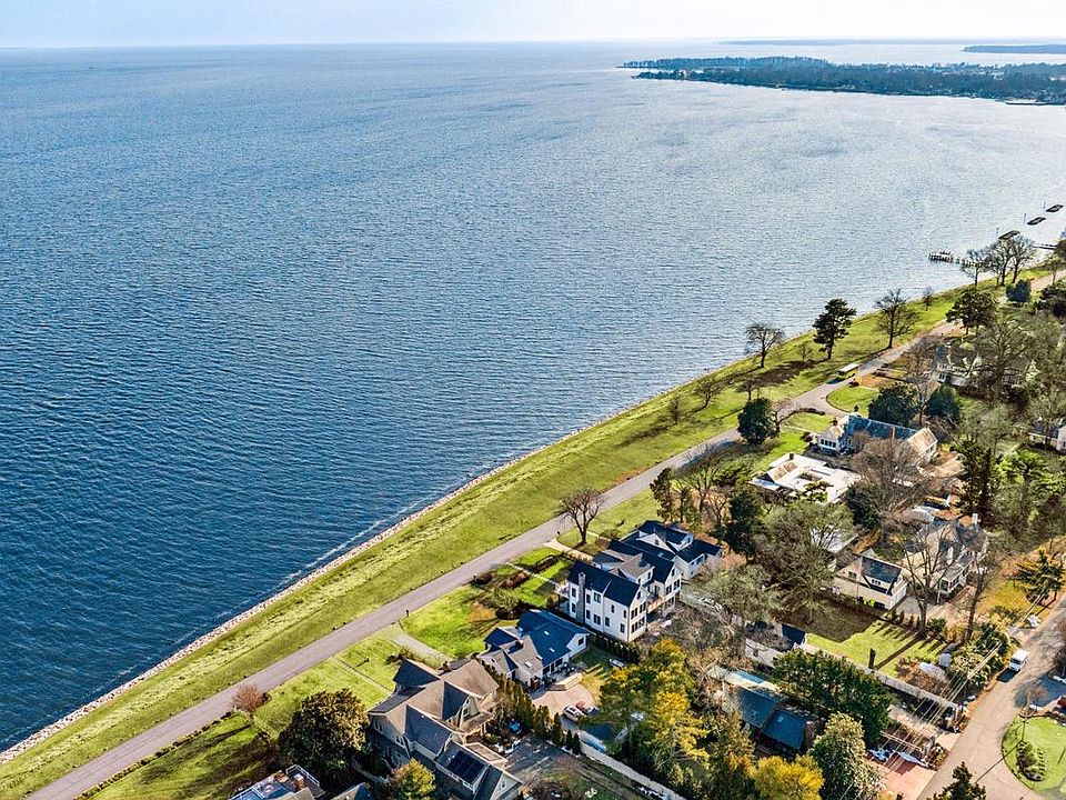 1st image of 113 Bay Dr