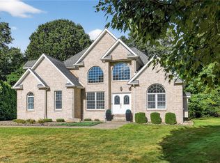 108 Riviera Ct SE, Warren, OH 44484