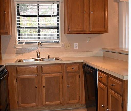 5th image of 611 Oriole Blvd APT 2004
