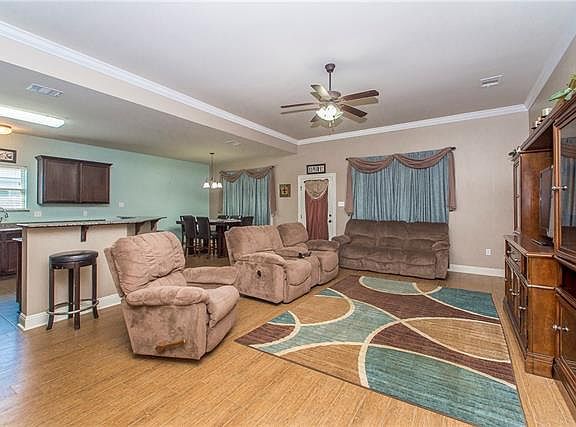 5th image of 11223 Merlo Dr