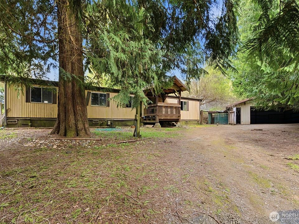 1st image of 180 E Hillcrest Drive