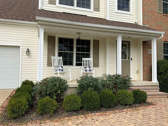 3rd image of 1851 Creekview Dr