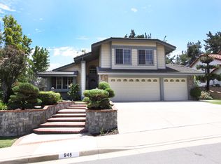 945 N Carriage Ln, Walnut, CA 91789