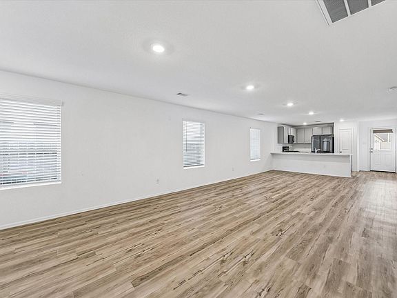5th image of 26719 Wilderye Cove Ln