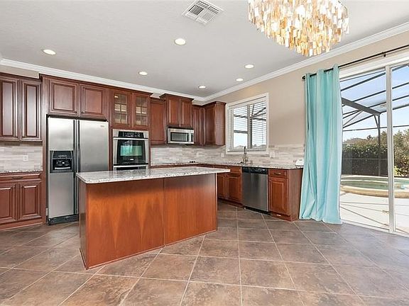 3rd image of 12542 Oulton Cir