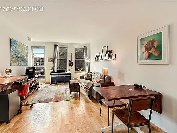 4th image of 314 Knickerbocker Ave #2K