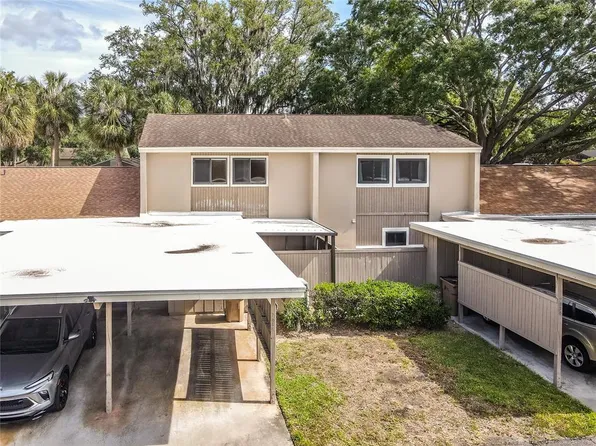 7936 Pine Dr #43, Tampa, FL 33637