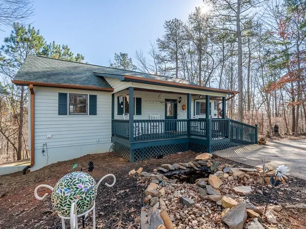48 Palisade Dr, Ellijay, GA 30540