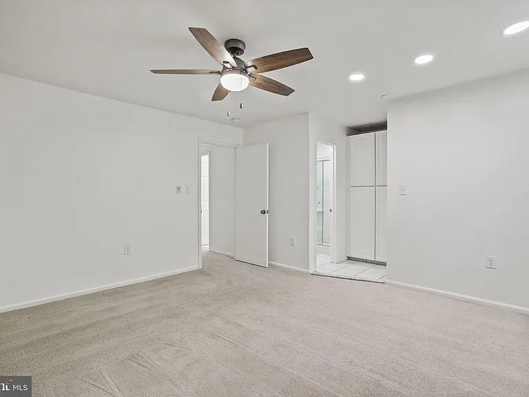 9086 Brook Ford Rd — Photo 29