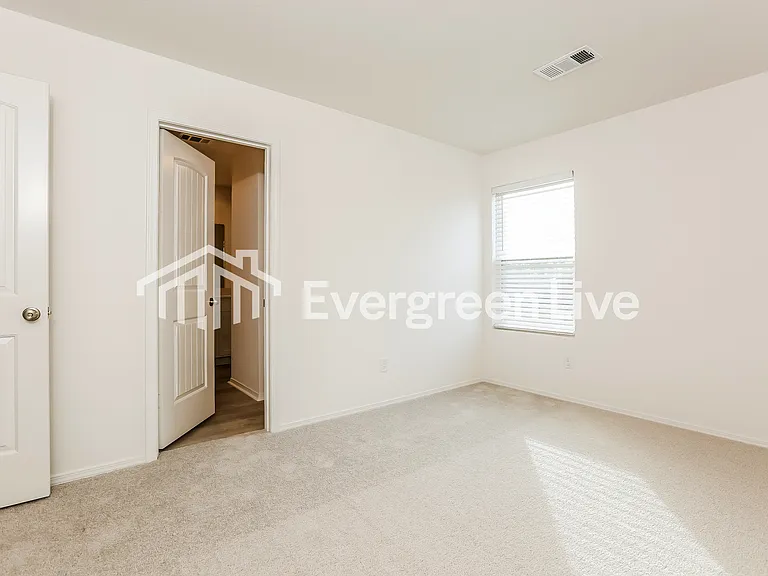 109 Jasmine Ct — Photo 8