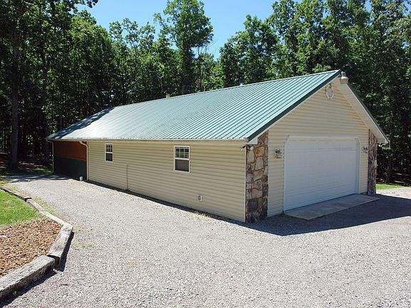 4 Car Detached Garage