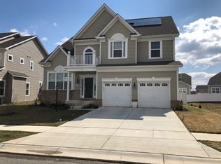 5498 Friars Ln, Waldorf, MD 20695