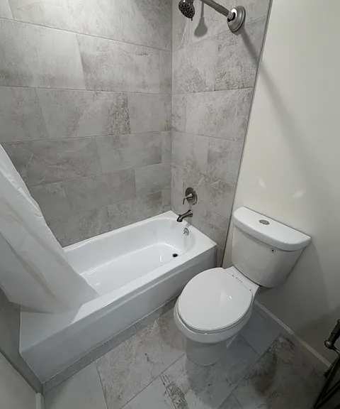 5763 Mission St #2 — Photo 11