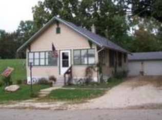 229 May Ct, Dixon, IL 61021
