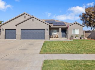 2934 W Newton Ave, Visalia, CA 93291
