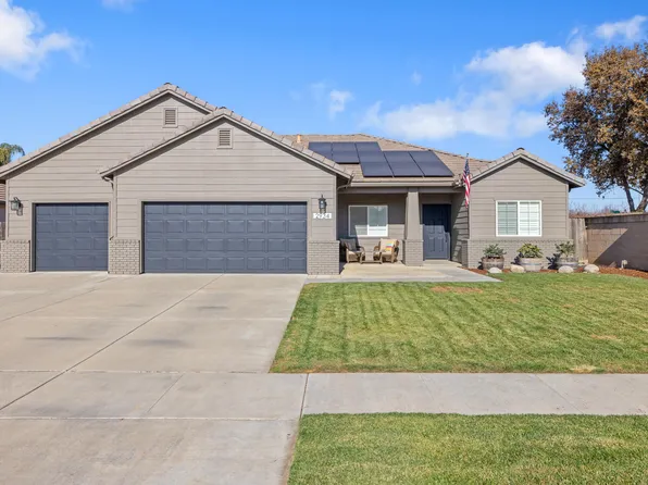 2934 W Newton Avenue, Visalia, CA 93291