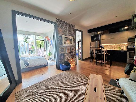 5th image of 25 Woodbine St APT 2B