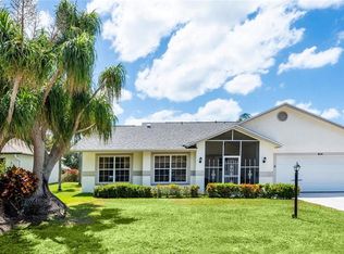 814 Charlemagne Blvd, Naples, FL 34112