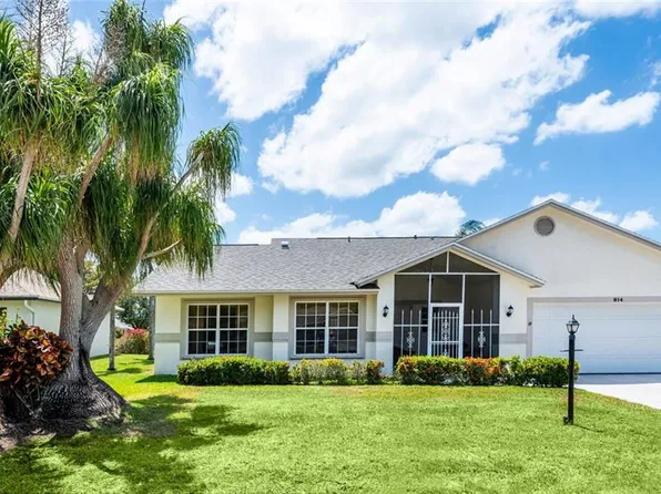 814 Charlemagne BLVD, NAPLES, FL 34112