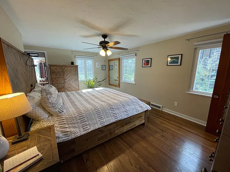 1070 Old Gate Rd — Photo 15