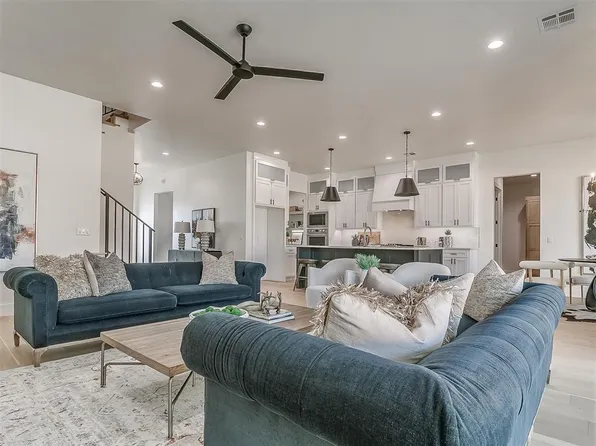 3908 Bridge Wood Ln, Oklahoma City, OK 73179