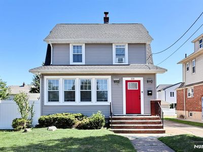 221 Passaic Ave, Hasbrouck Heights, NJ, 07604