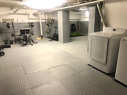 Rented by Daniel Gale Sotheby's International Realty | media 40